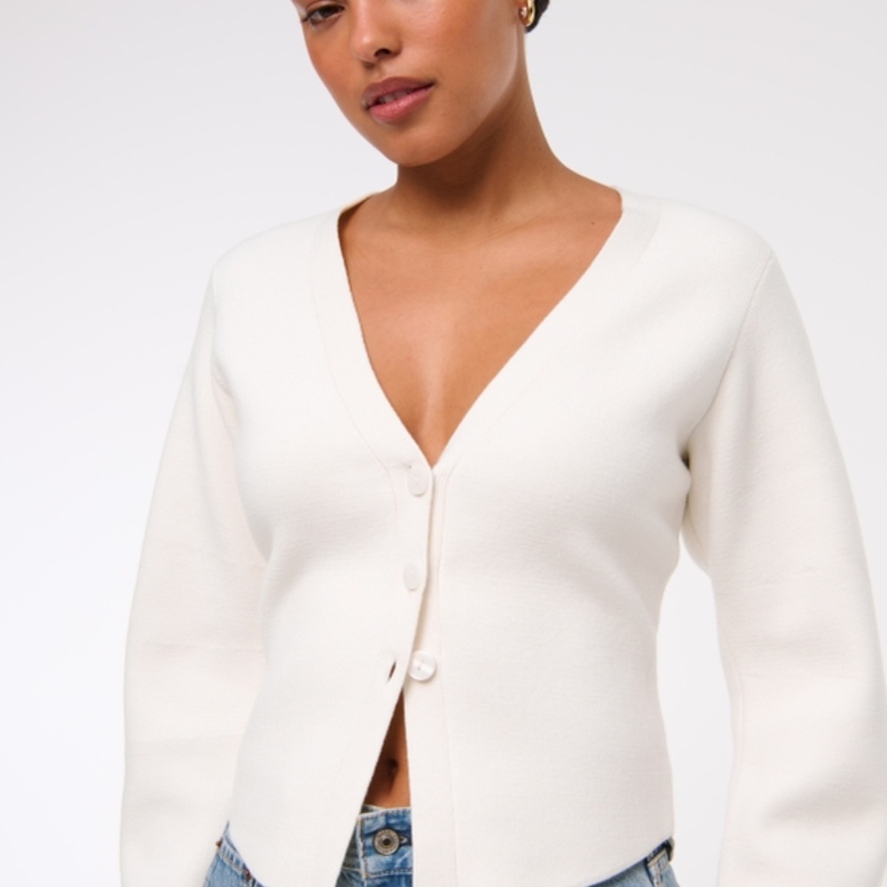 Abercrombie & Fitch LuxeLoft Barrel Sleeve Cardigan